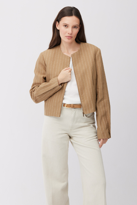 Krabicový sako na tenis