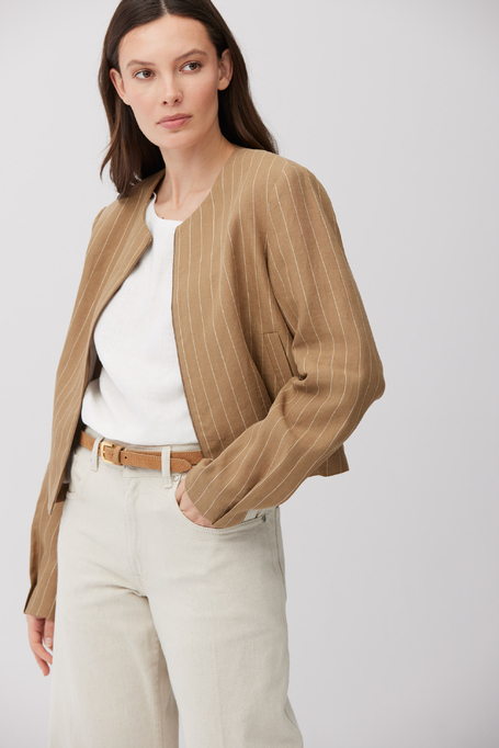 Krabicový sako na tenis